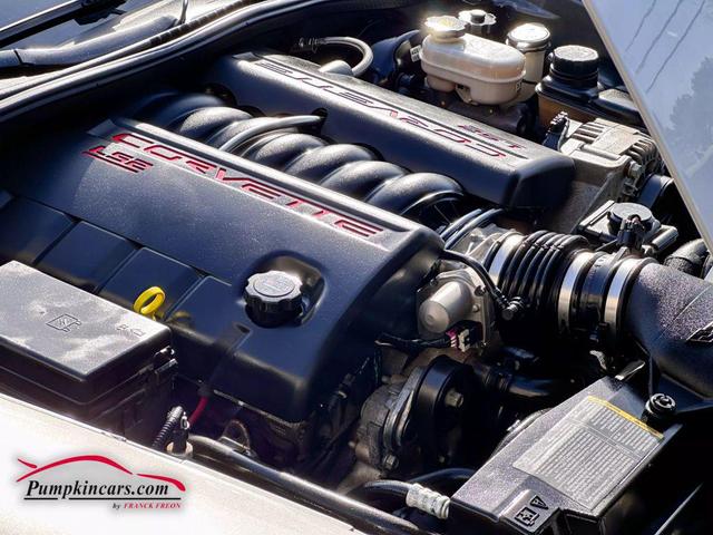 Photo of 2005 Silver Chevrolet Corvette