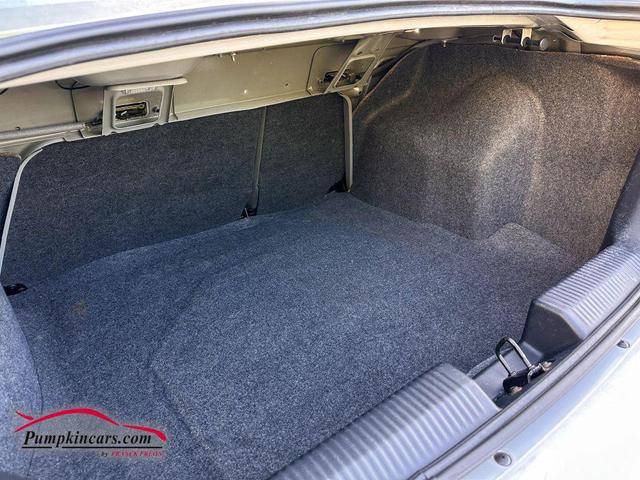 Photo of 2005 Silver Ford Focus