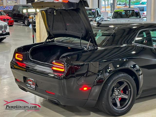 Photo of 2022 Black Dodge Challenger