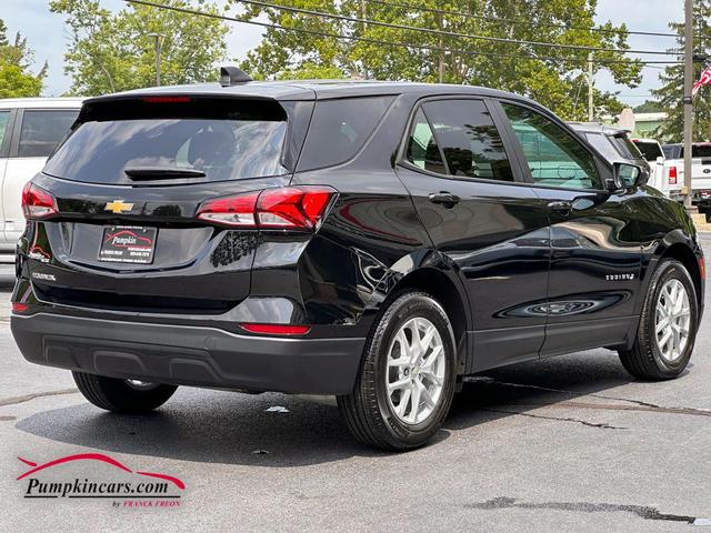 Photo of 2023 Black Chevrolet Equinox