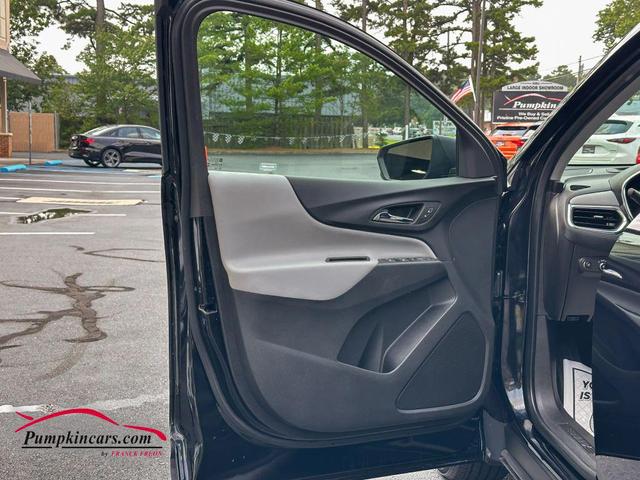 Photo of 2023 Black Chevrolet Equinox