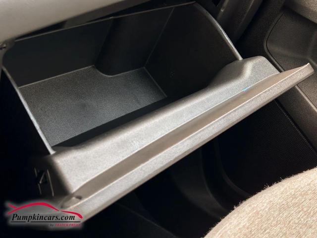 Photo of 2023 Black Chevrolet Equinox