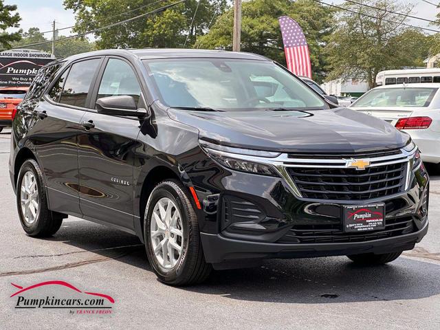 Photo of 2023 Black Chevrolet Equinox
