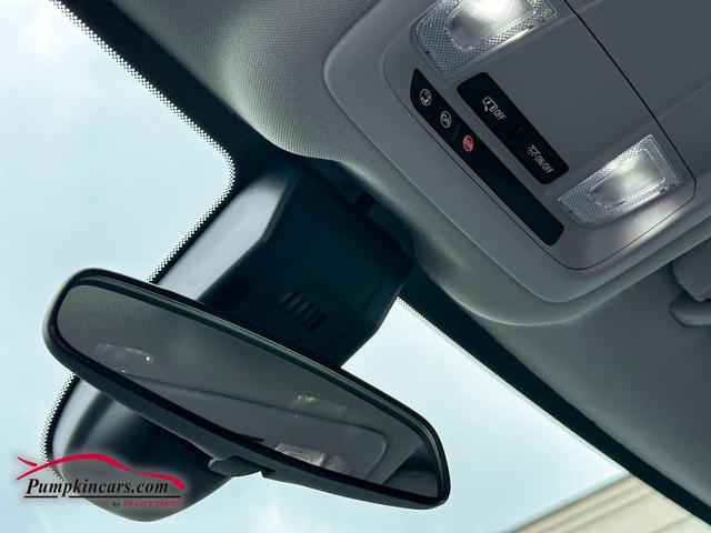 Photo of 2023 Black Chevrolet Equinox