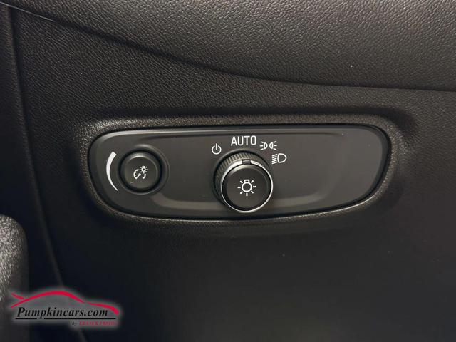 Photo of 2023 Black Chevrolet Equinox
