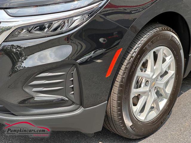 Photo of 2023 Black Chevrolet Equinox