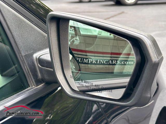 Photo of 2023 Black Chevrolet Equinox