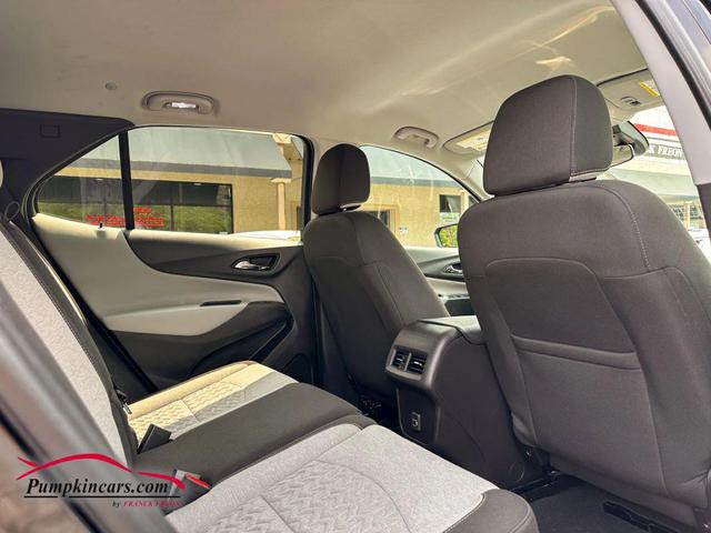 Photo of 2023 Black Chevrolet Equinox