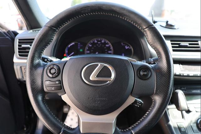 Photo of 2015 Obsidian Lexus CT 200h