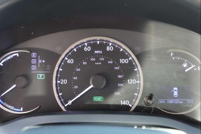 Photo of 2015 Obsidian Lexus CT 200h