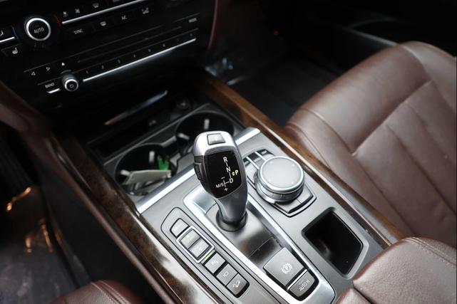 Photo of 2017 WHITE BMW X5