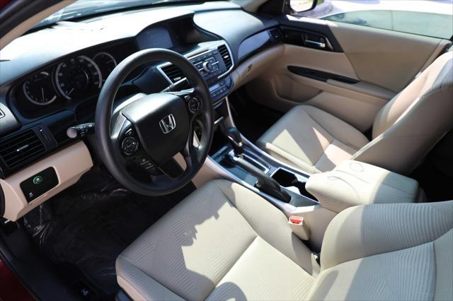 Photo of 2016 Basque Red Pearl II Honda Accord