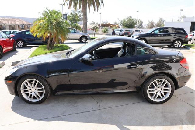 Photo of 2009 BLACK Mercedes-Benz SLK-Class