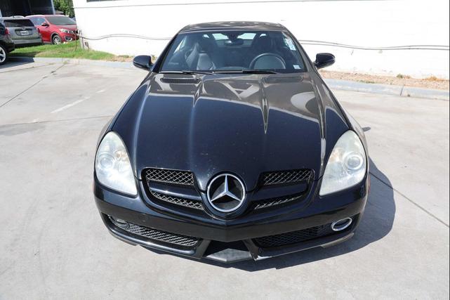 Photo of 2009 BLACK Mercedes-Benz SLK-Class