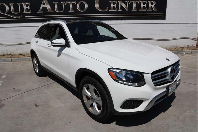 Photo of 2017 WHITE Mercedes-Benz GLC 300