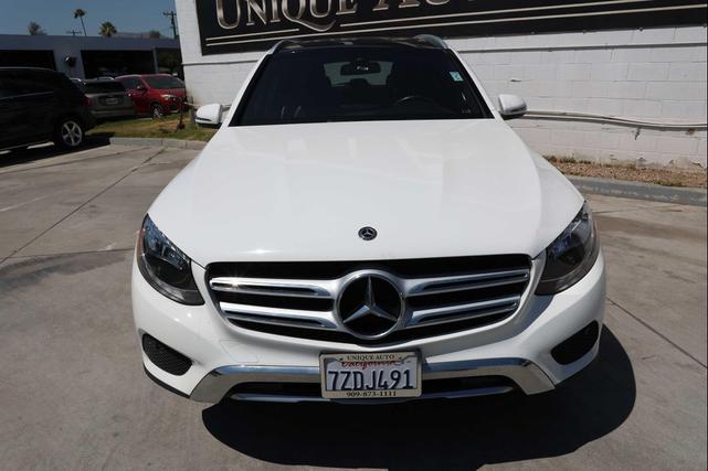 Photo of 2017 WHITE Mercedes-Benz GLC 300
