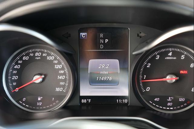 Photo of 2017 WHITE Mercedes-Benz GLC 300