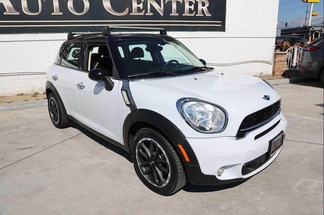 Photo of 2016 Light White MINI Countryman