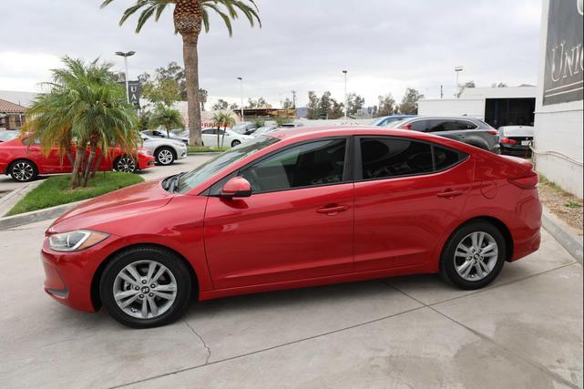 Photo of 2018 Scarlet Red Hyundai ELANTRA