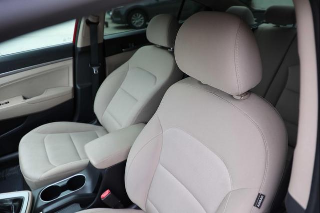 Photo of 2018 Scarlet Red Hyundai ELANTRA