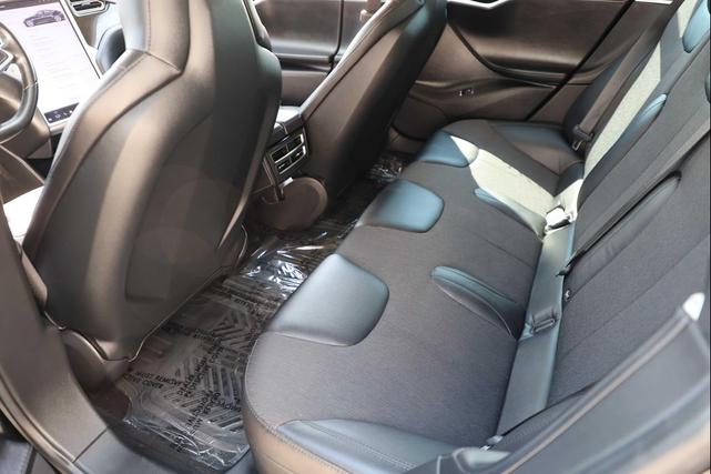 Photo of 2016 BLACK Tesla Model S