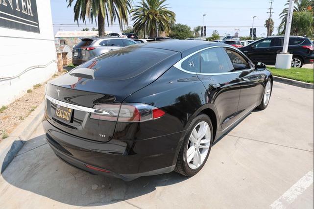 Photo of 2016 BLACK Tesla Model S