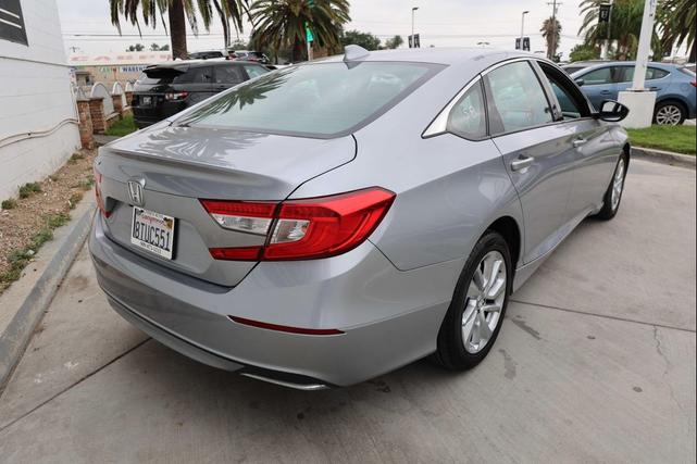 Photo of 2020 Lunar Silver Metallic Honda Accord