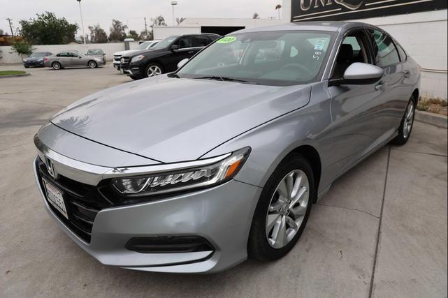 Photo of 2020 Lunar Silver Metallic Honda Accord