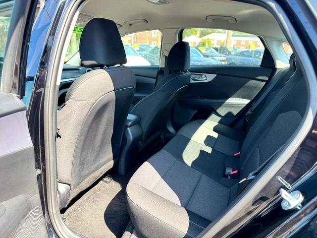 Photo of 2022 Aurora Black Kia Forte