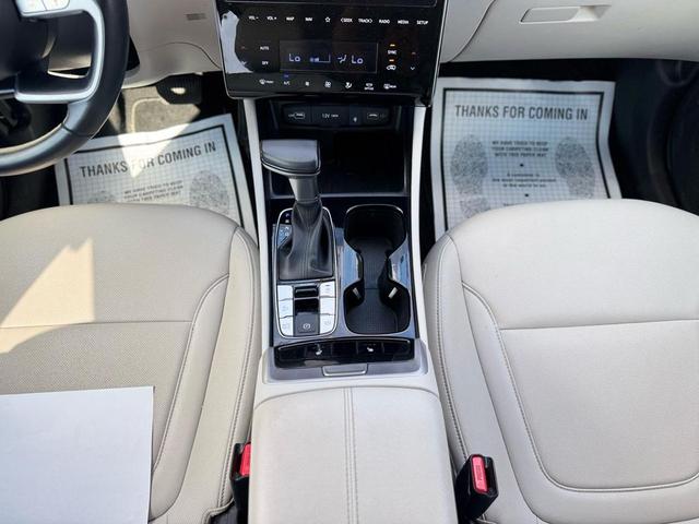 Photo of 2024 Shimmering Silver Hyundai TUCSON