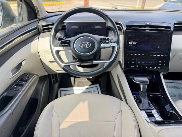 Photo of 2024 Shimmering Silver Hyundai TUCSON