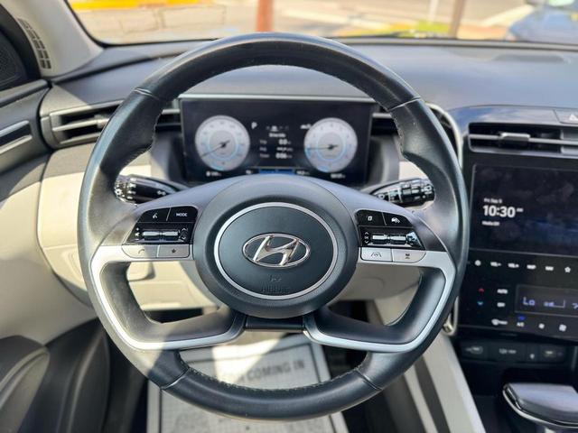 Photo of 2024 Shimmering Silver Hyundai TUCSON