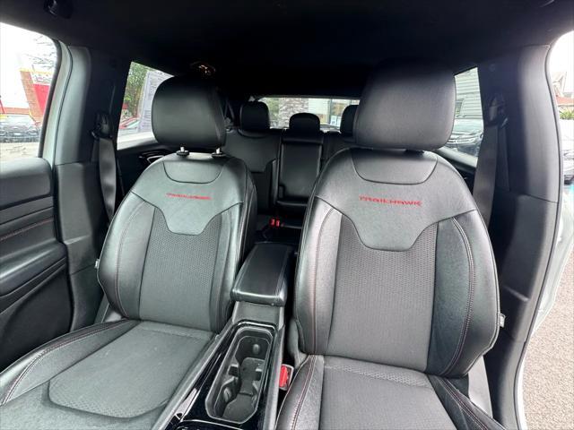 Photo of 2023 Bright White Clearcoat Jeep Compass
