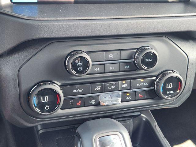 Photo of 2025 Blue Ford Bronco