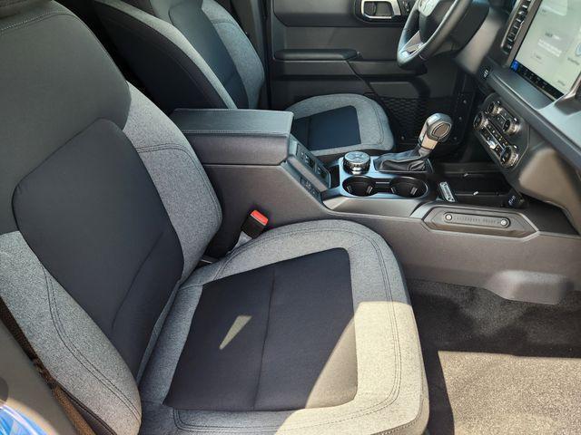 Photo of 2025 Blue Ford Bronco