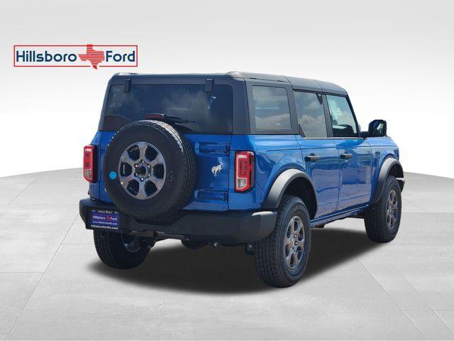 Photo of 2025 Blue Ford Bronco