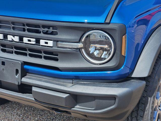 Photo of 2025 Blue Ford Bronco