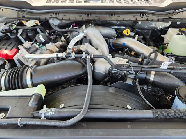 Photo of 2025 Oxford White Ford F-350