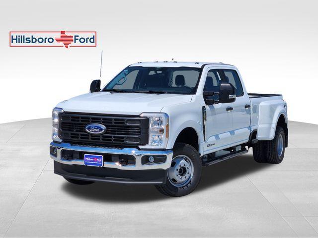 Photo of 2025 Oxford White Ford F-350