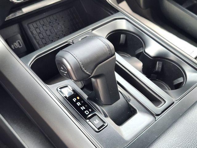 Photo of 2025 White Metallic Ford F-150