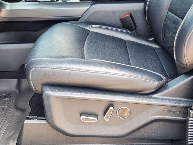 Photo of 2025 White Metallic Ford F-150