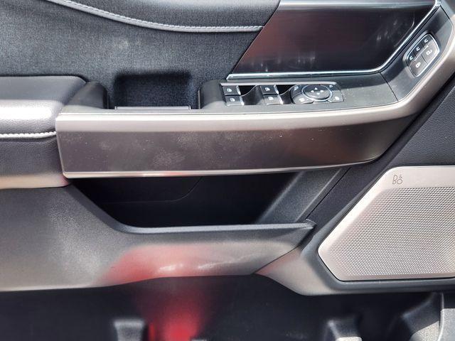 Photo of 2025 White Metallic Ford F-150