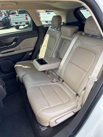 Photo of 2022 Pristine White Lincoln Corsair