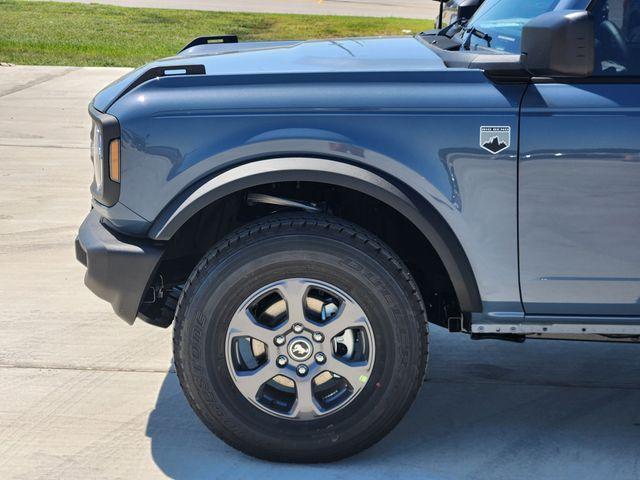 Photo of 2025 Azure Gray Metallic Ford Bronco