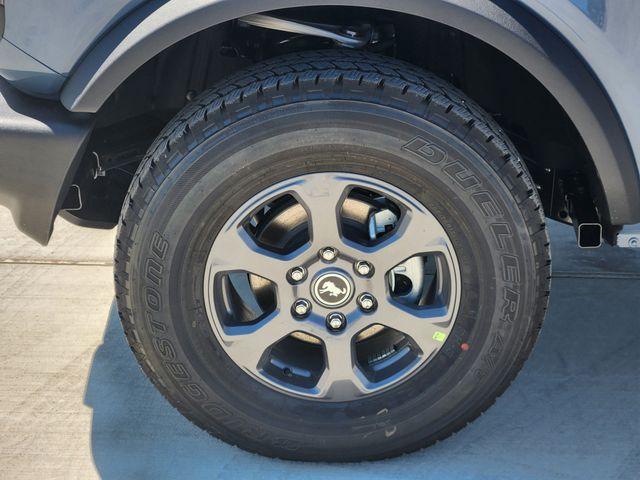 Photo of 2025 Azure Gray Metallic Ford Bronco