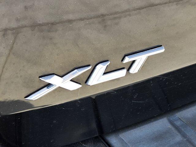 Photo of 2023 Agate Black Metallic Ford Explorer