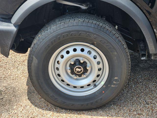 Photo of 2025 Black Ford Bronco