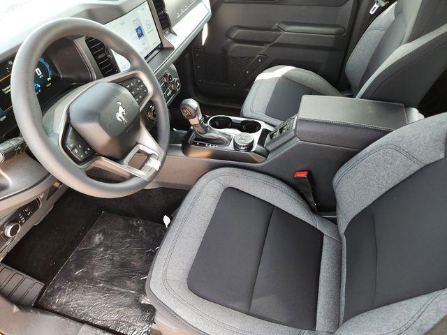 Photo of 2025 Black Ford Bronco