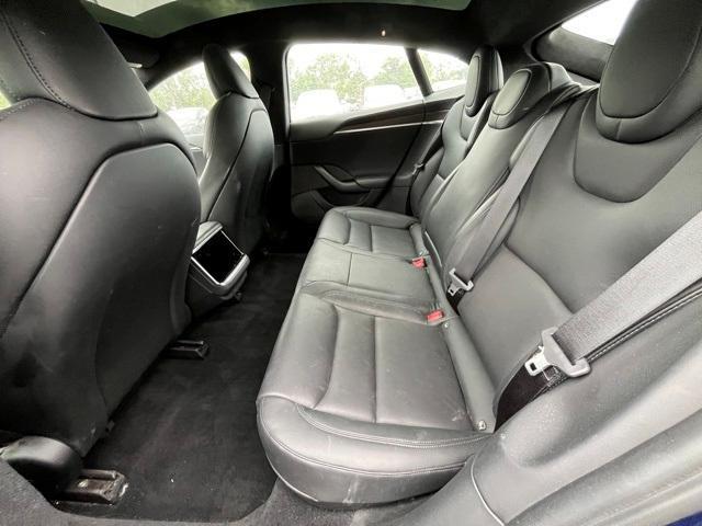 Photo of 2022 Deep Blue Metallic Tesla Model S