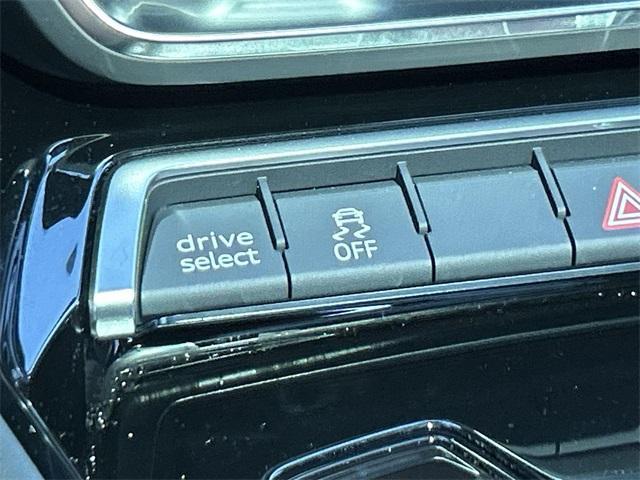 Photo of 2022 Daytona Gray Pearl Effect Audi e-tron GT